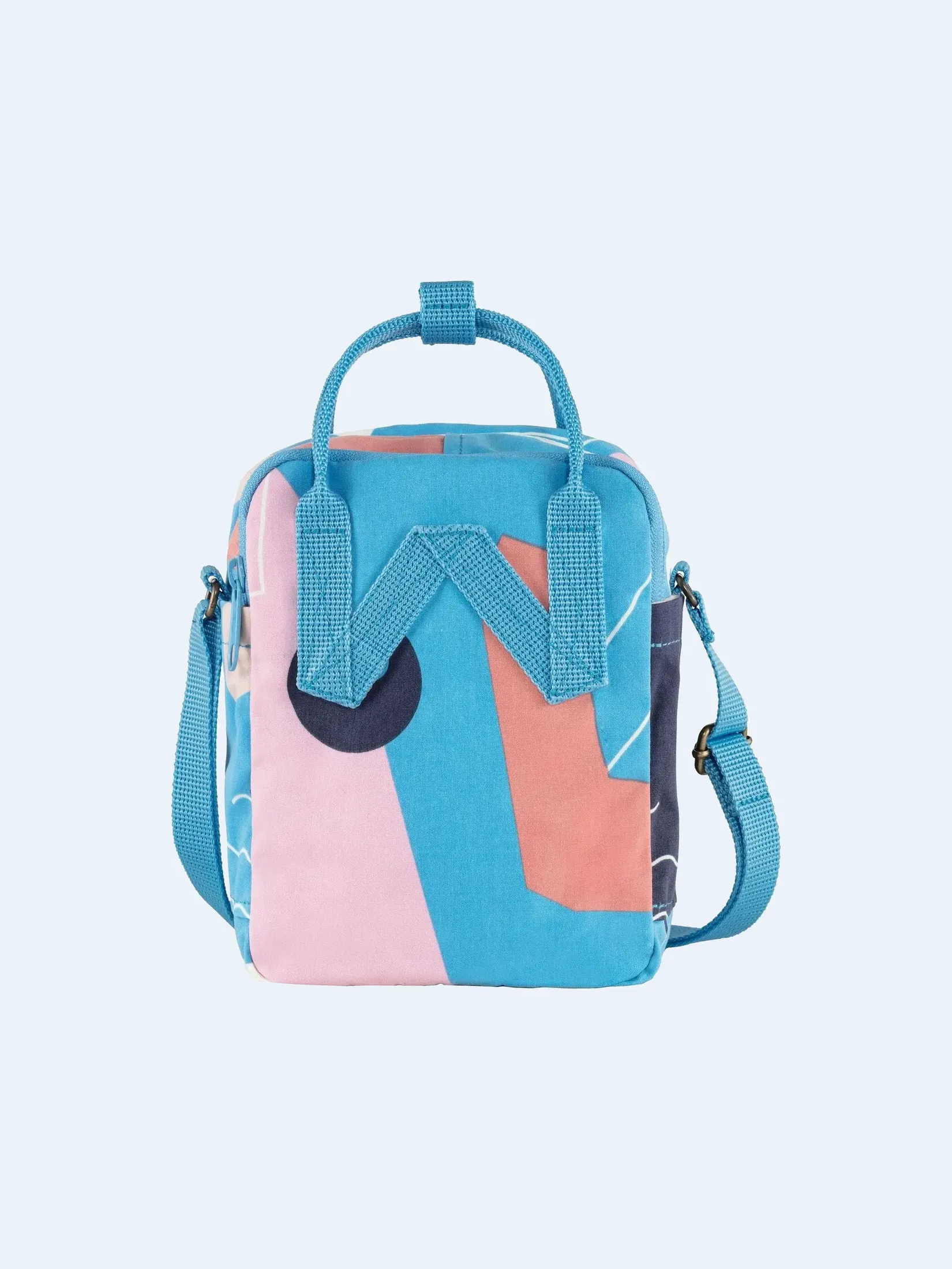 mochila_kanken_art_sling_superficie_oceanica_trasera