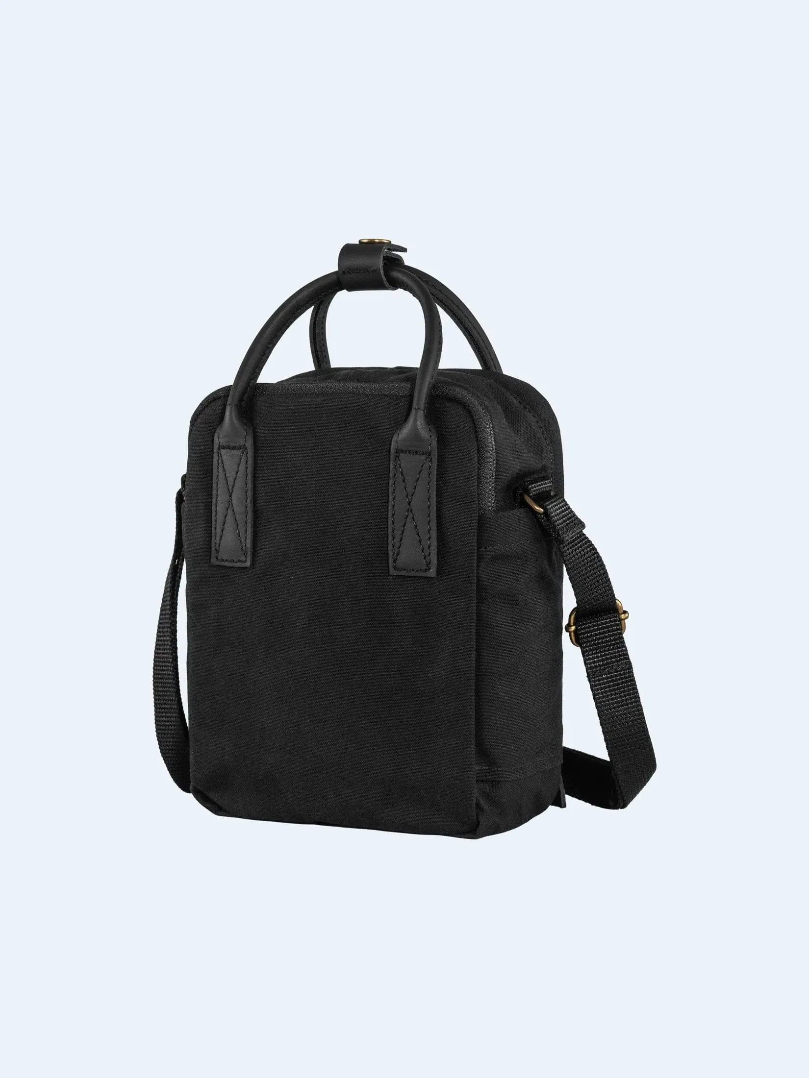 mochila_kanken_no_2_black_sling_costado