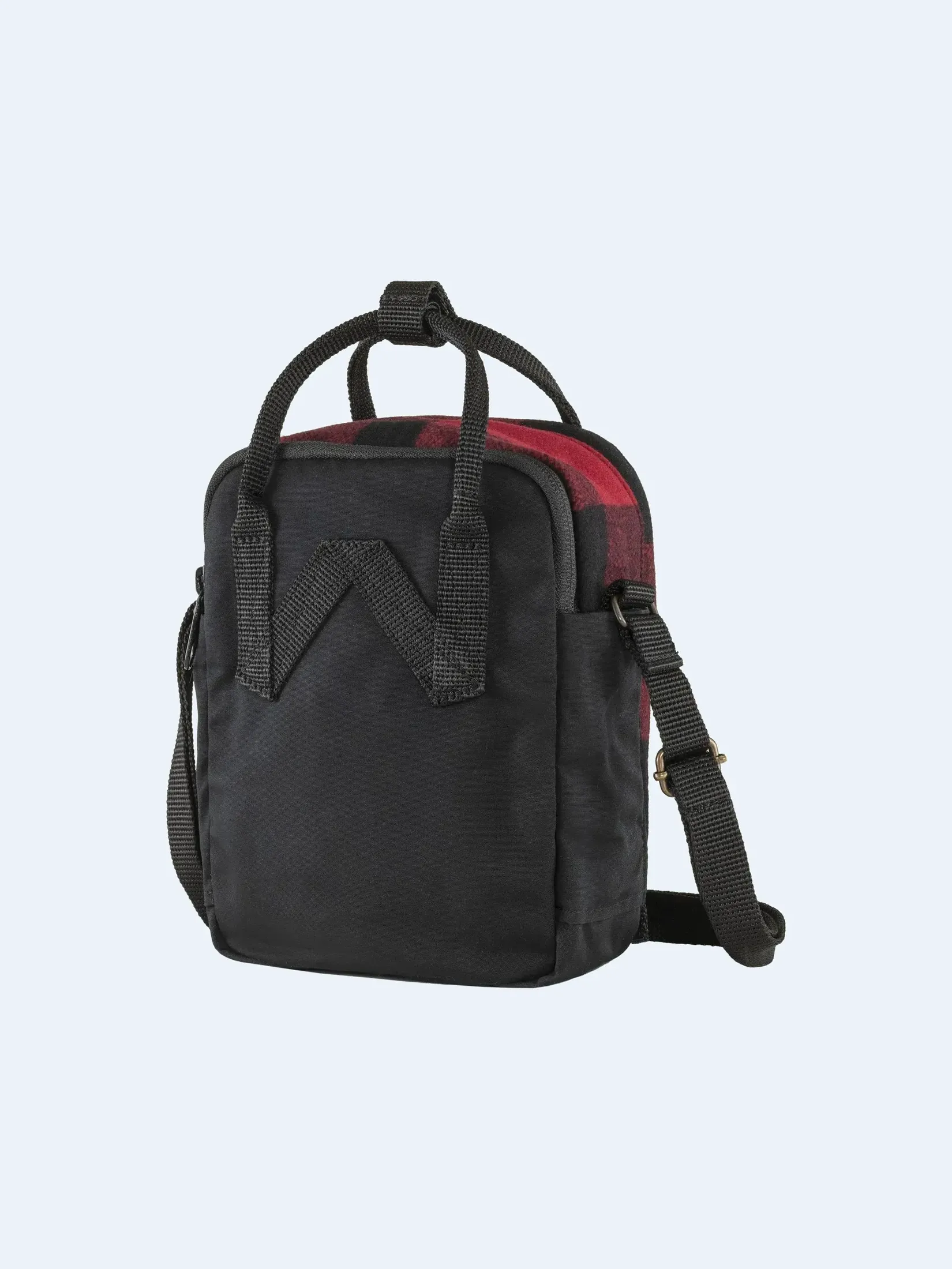 mochila_kanken_rewool_sling_rojo_negro_costado
